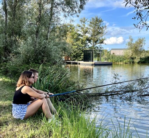 cabane miroir séjour peche Domaine des Feuilles